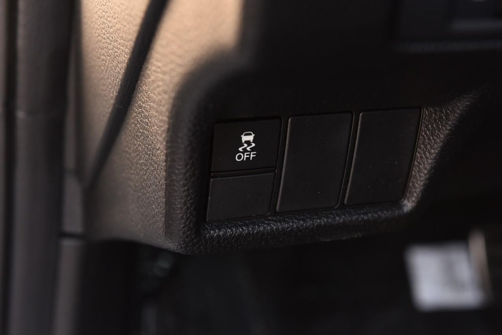 Honda Civic Hatchback Vehicle Image 10