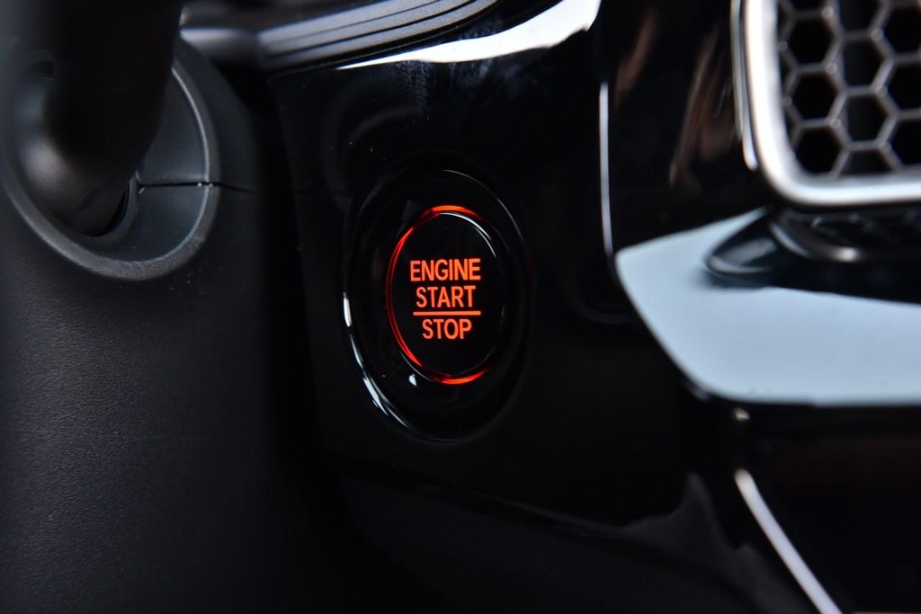 Honda Civic Hatchback Vehicle Image 18