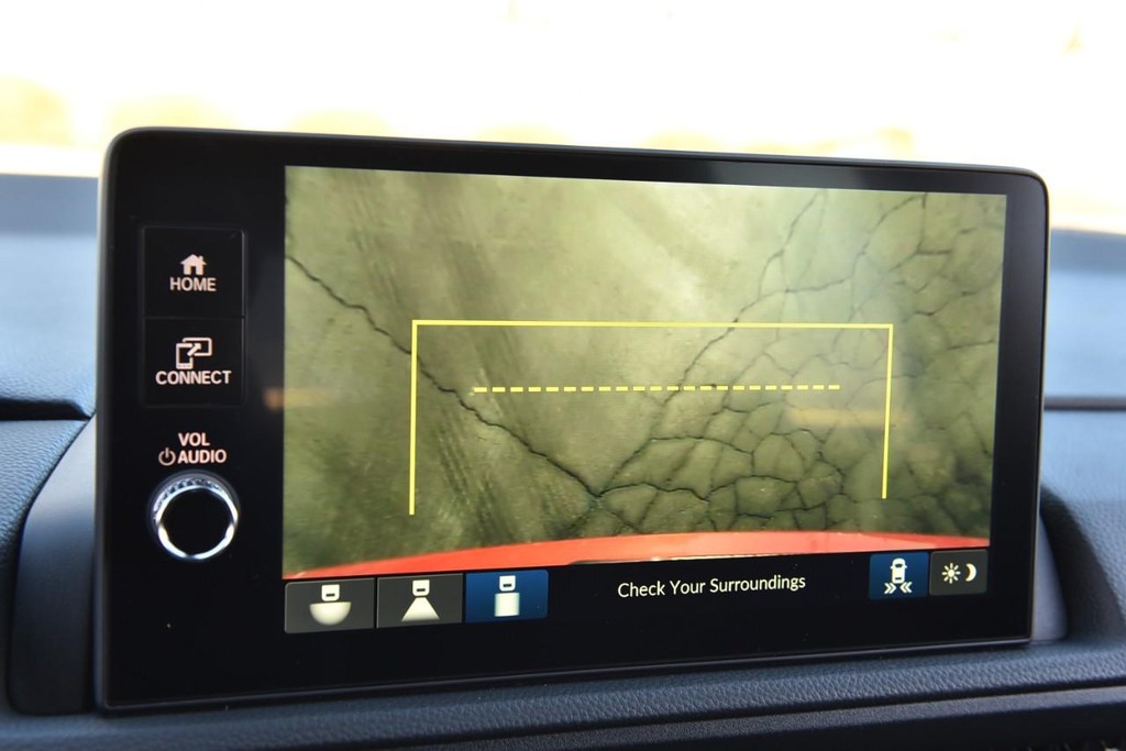 Honda CR-V Hybrid Vehicle Image 12