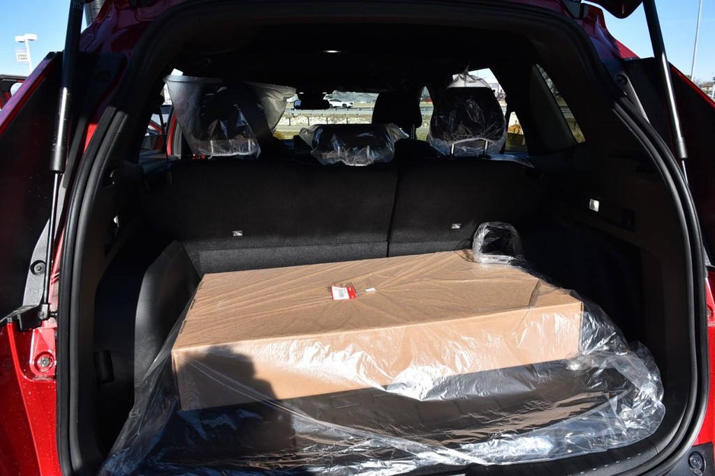 Honda CR-V Hybrid Vehicle Image 26