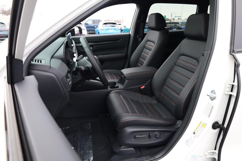 Honda CR-V Hybrid Vehicle Image 07