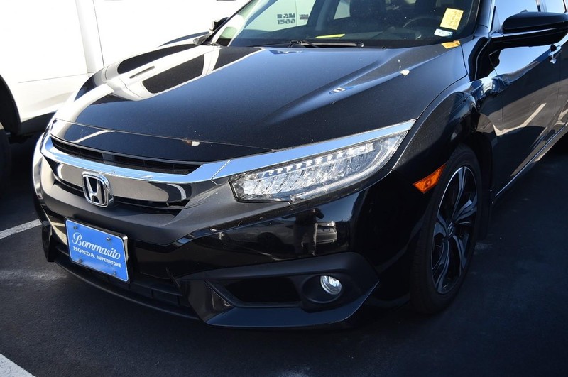 Honda Civic Sedan Vehicle Image 02