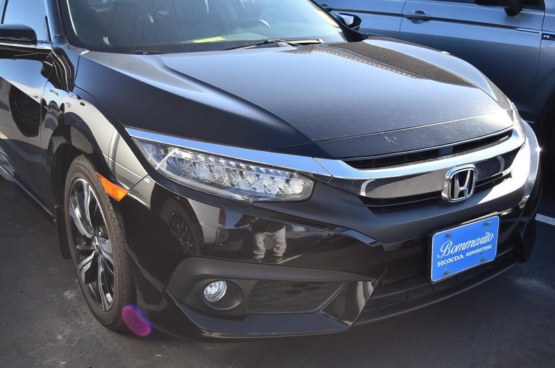 Honda Civic Sedan Vehicle Image 03