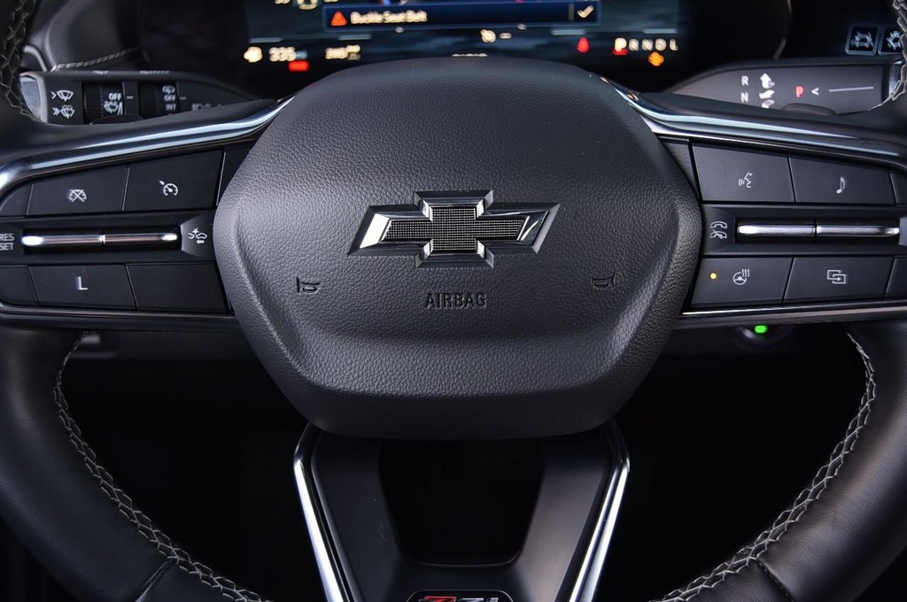 Chevrolet Traverse Vehicle Image 22