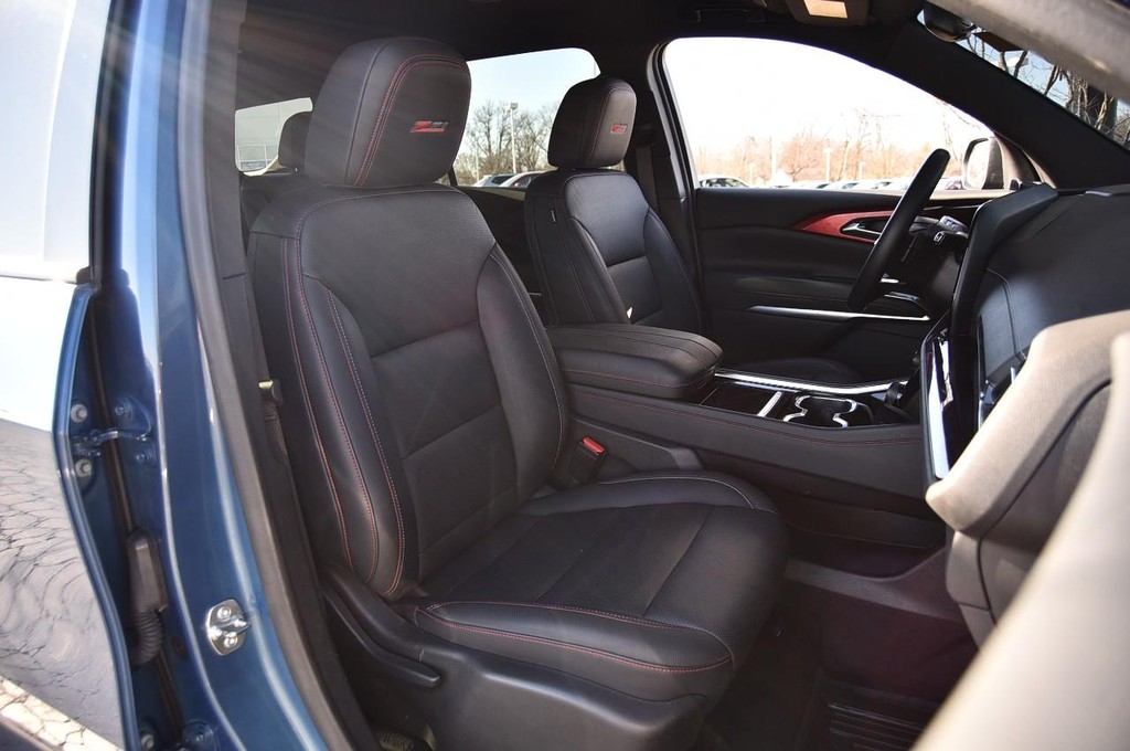 Chevrolet Traverse Vehicle Image 24