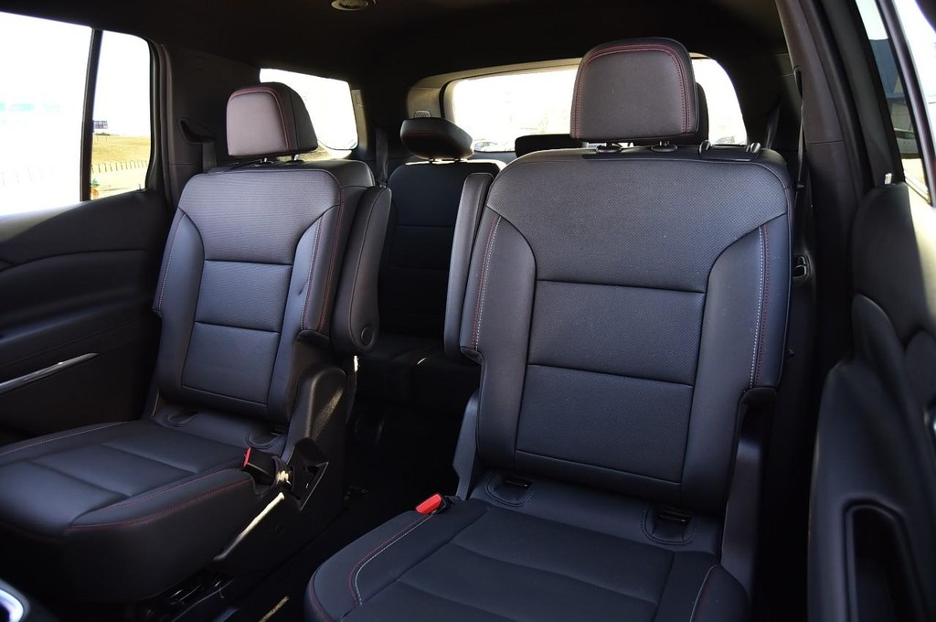 Chevrolet Traverse Vehicle Image 25