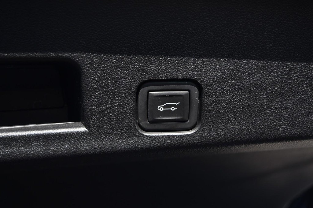 Chevrolet Traverse Vehicle Image 29