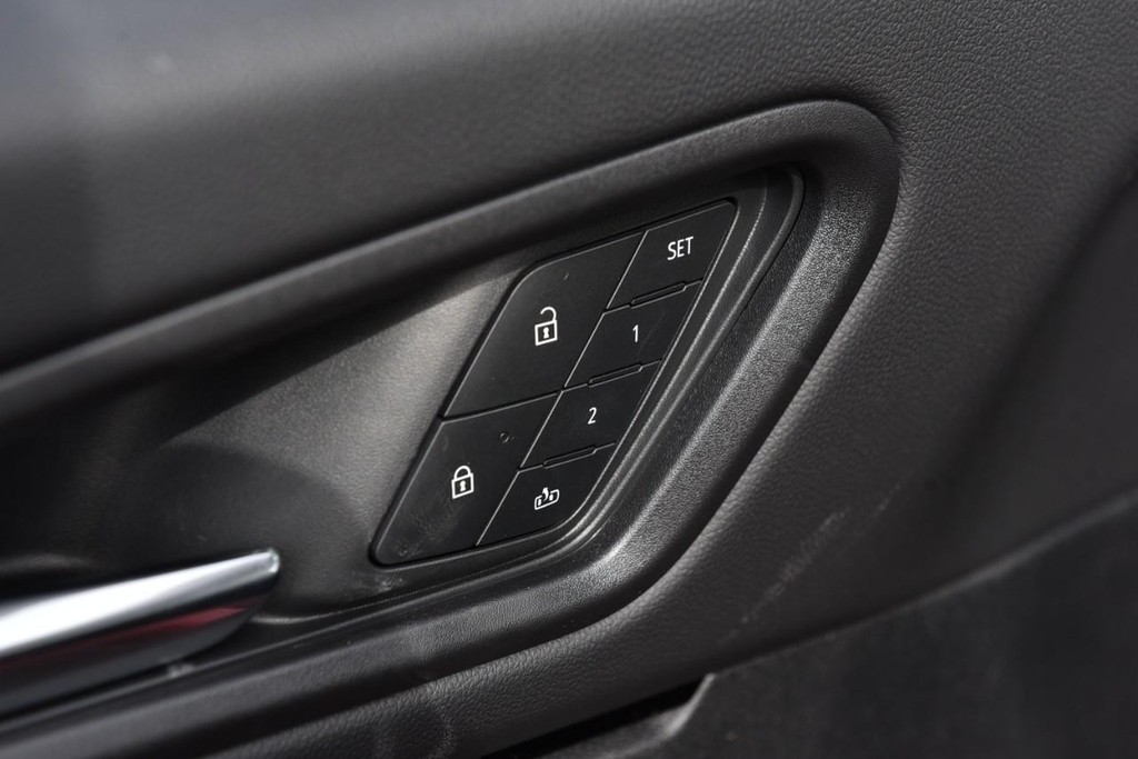 Honda Prologue Vehicle Image 09