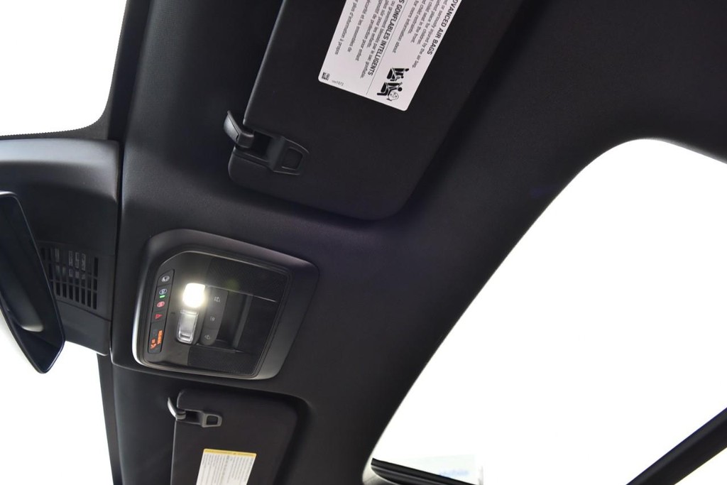 Honda Prologue Vehicle Image 25