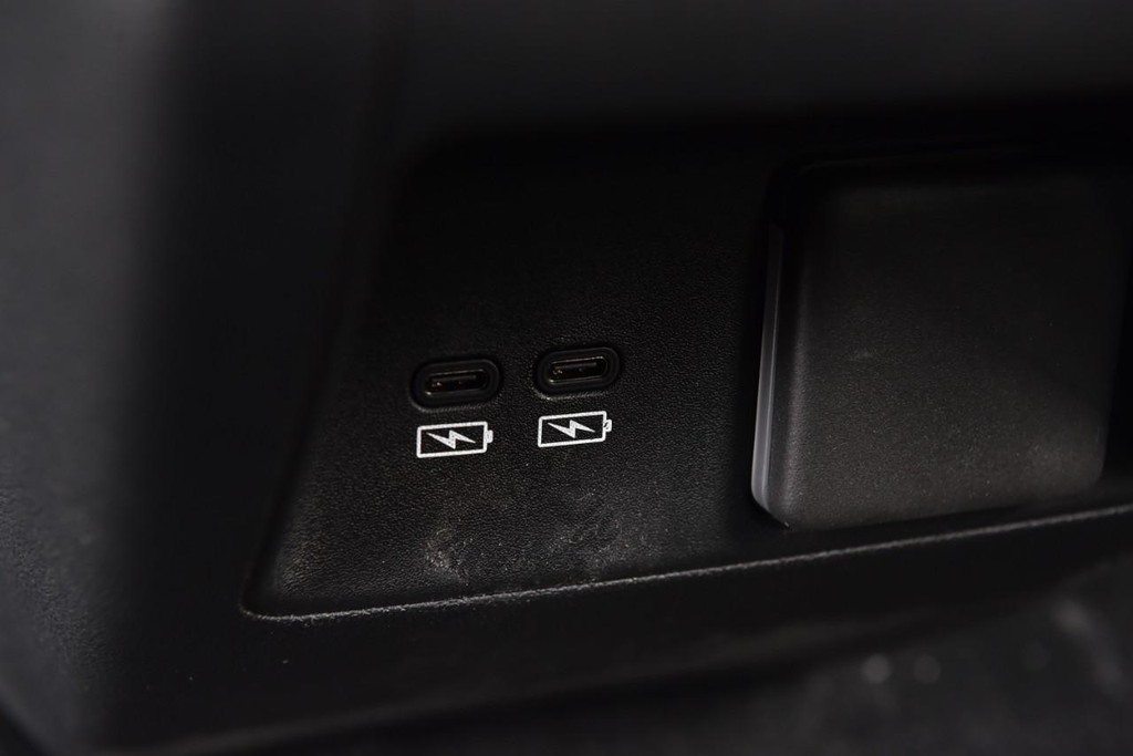 Honda Prologue Vehicle Image 28