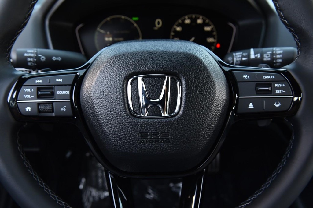 Honda Civic Hatchback Hybrid Vehicle Image 19