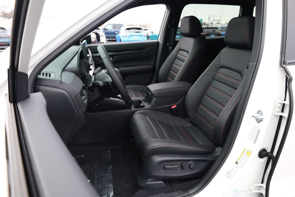 Honda CR-V Hybrid Vehicle Image 07