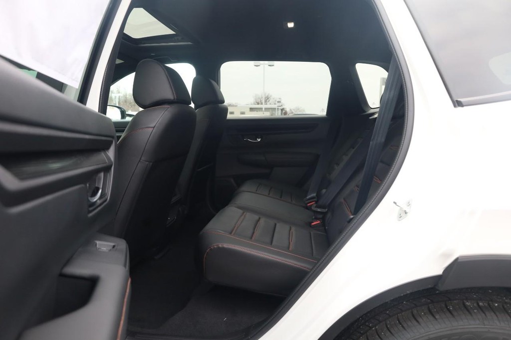 Honda CR-V Hybrid Vehicle Image 20