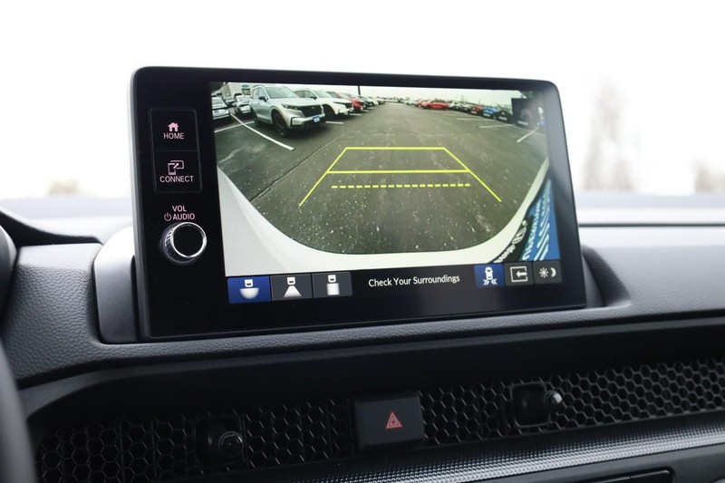 Honda CR-V Hybrid Vehicle Image 11