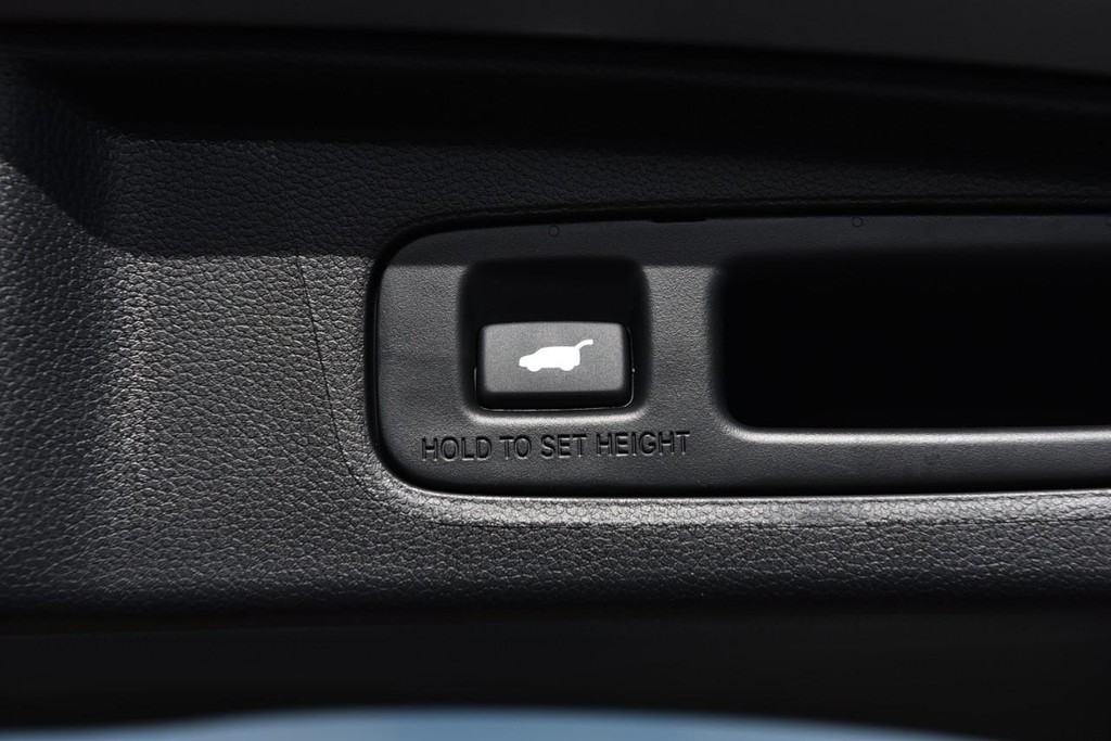 Honda CR-V Hybrid Vehicle Image 29