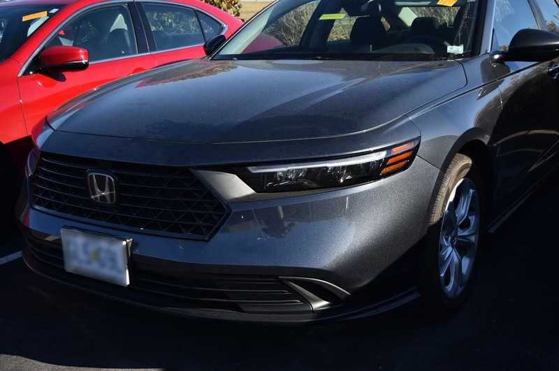 Honda Accord Sedan Vehicle Image 03