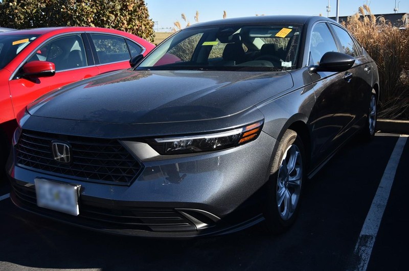 Honda Accord Sedan Vehicle Image 04