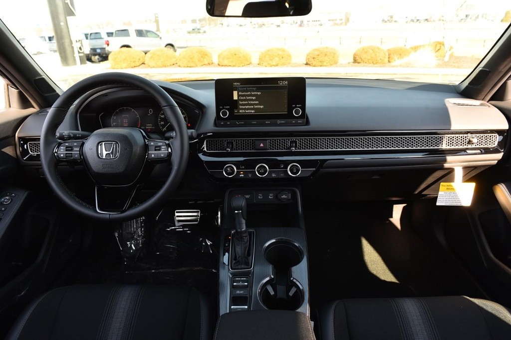 Honda Civic Hatchback Vehicle Image 07