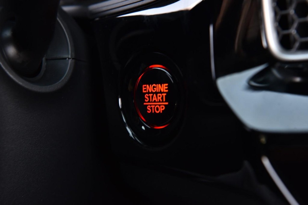 Honda Civic Hatchback Vehicle Image 18