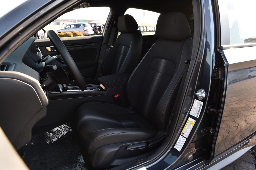 Honda Civic Hatchback Vehicle Image 20