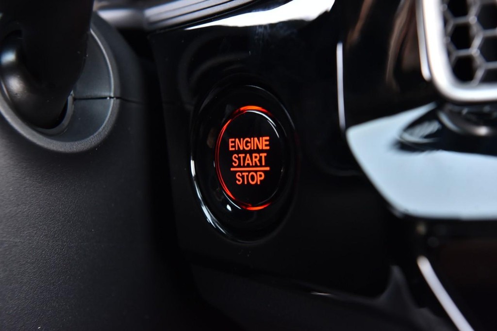 Honda Civic Hatchback Vehicle Image 18