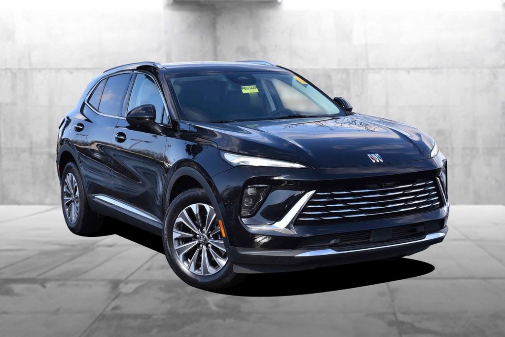 Buick Envision Vehicle Full-screen Gallery Image 02