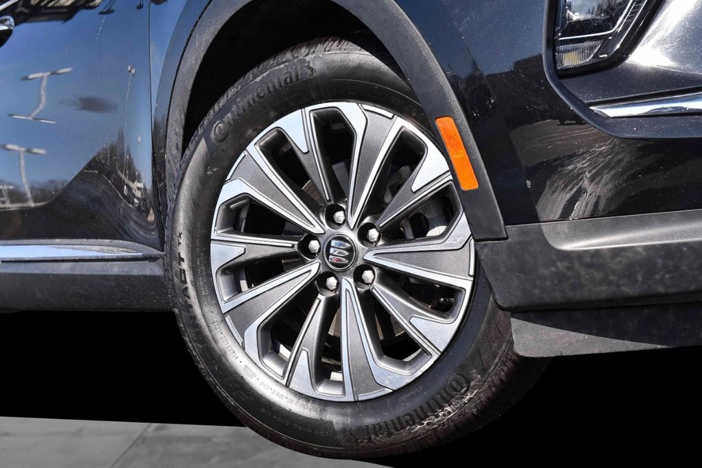 Buick Envision Vehicle Full-screen Gallery Image 03