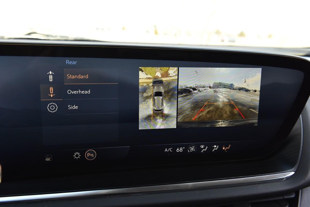 Buick Envision Vehicle Full-screen Gallery Image 14