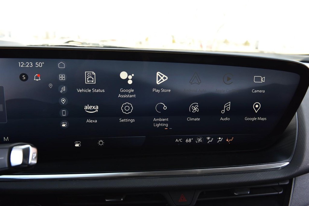 Buick Envision Vehicle Full-screen Gallery Image 17