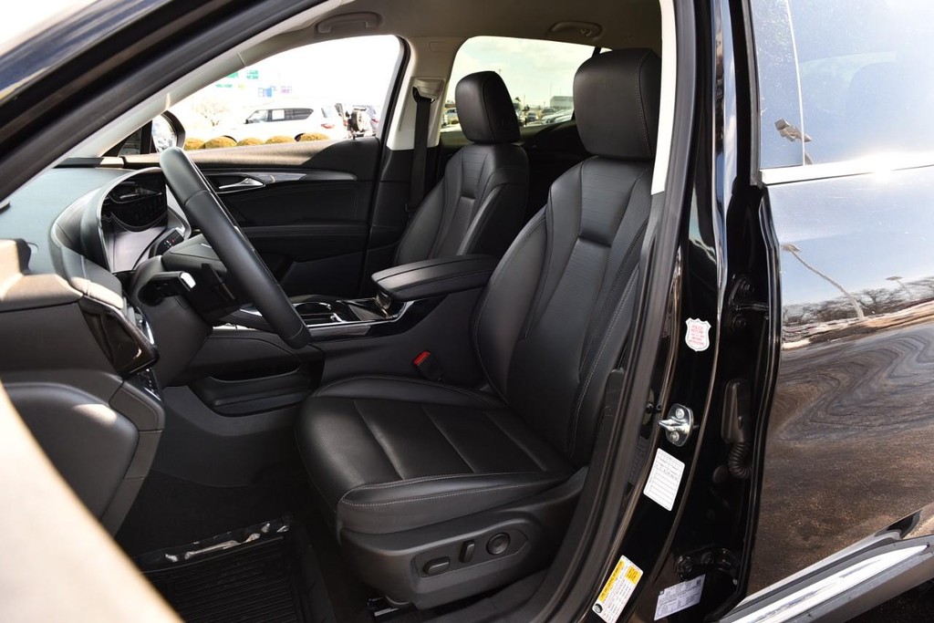 Buick Envision Vehicle Full-screen Gallery Image 23