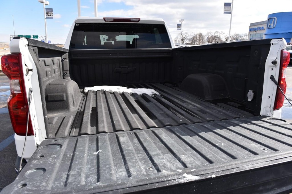 Chevrolet Silverado 1500 Vehicle Full-screen Gallery Image 07