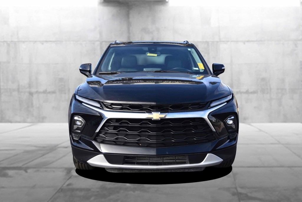 Chevrolet Blazer Vehicle Full-screen Gallery Image 04