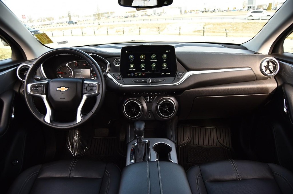 Chevrolet Blazer Vehicle Full-screen Gallery Image 07