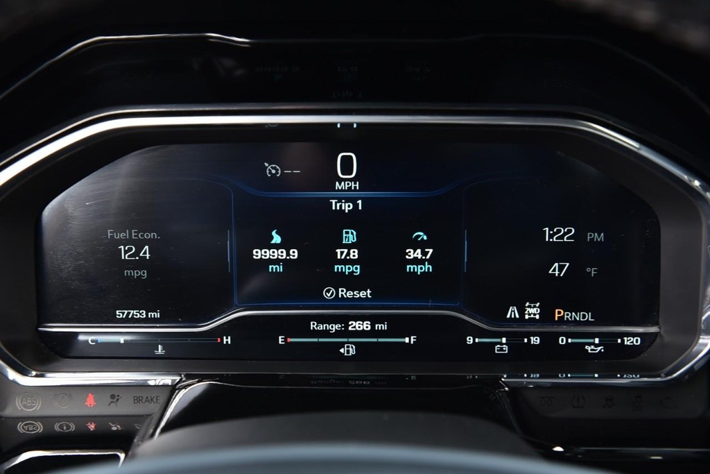 Chevrolet Silverado 1500 Vehicle Full-screen Gallery Image 10