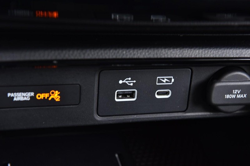 Honda CR-V Vehicle Image 17