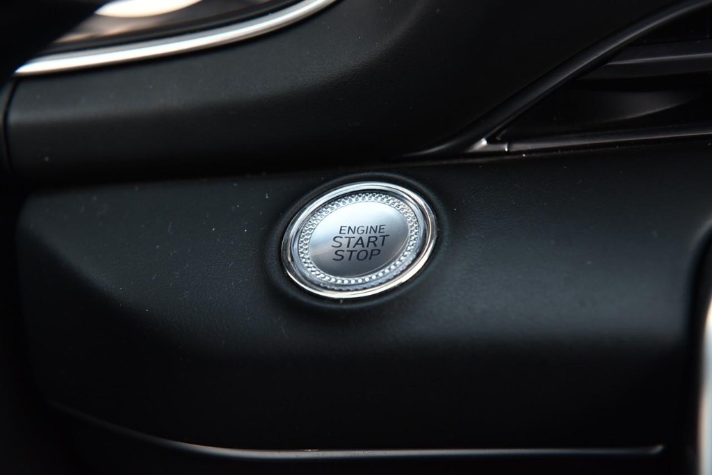 Genesis GV80 Vehicle Image 21