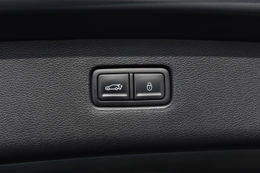 Genesis GV80 Vehicle Image 30