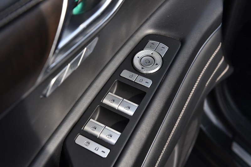 Genesis GV80 Vehicle Image 08