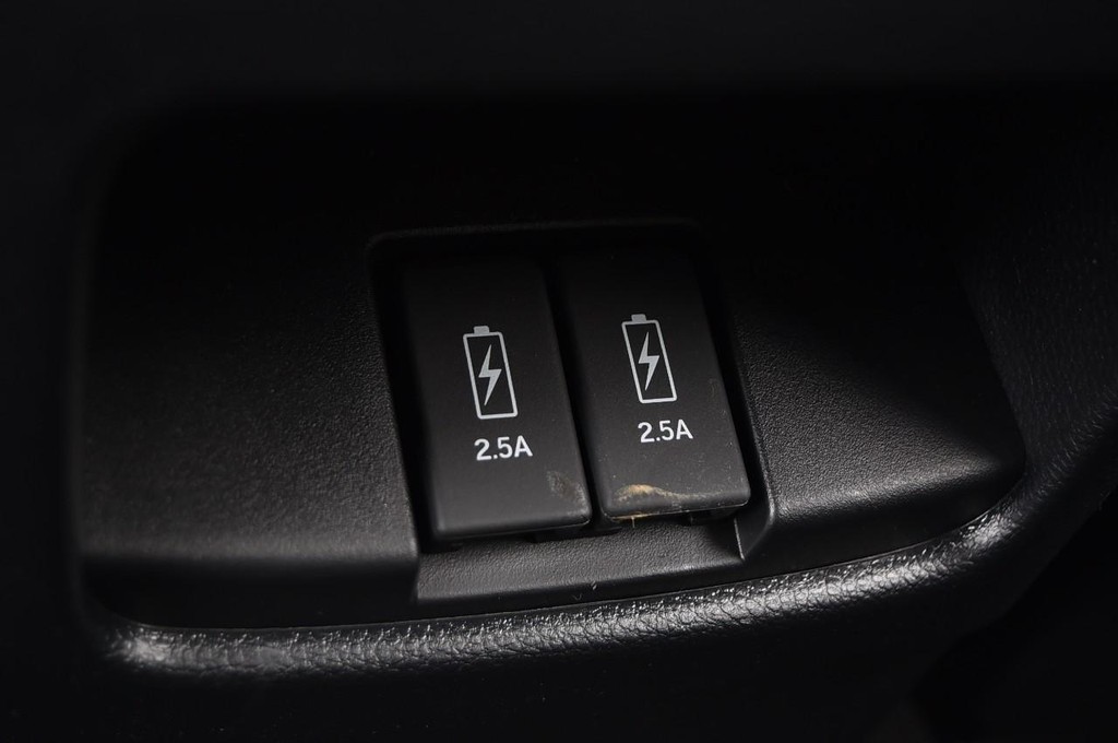 Honda CR-V Vehicle Image 25