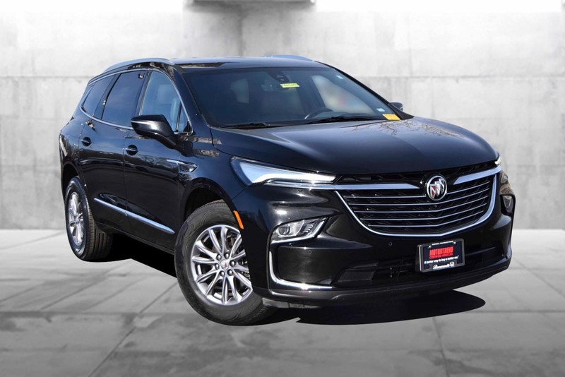 Buick Enclave Vehicle Image 02