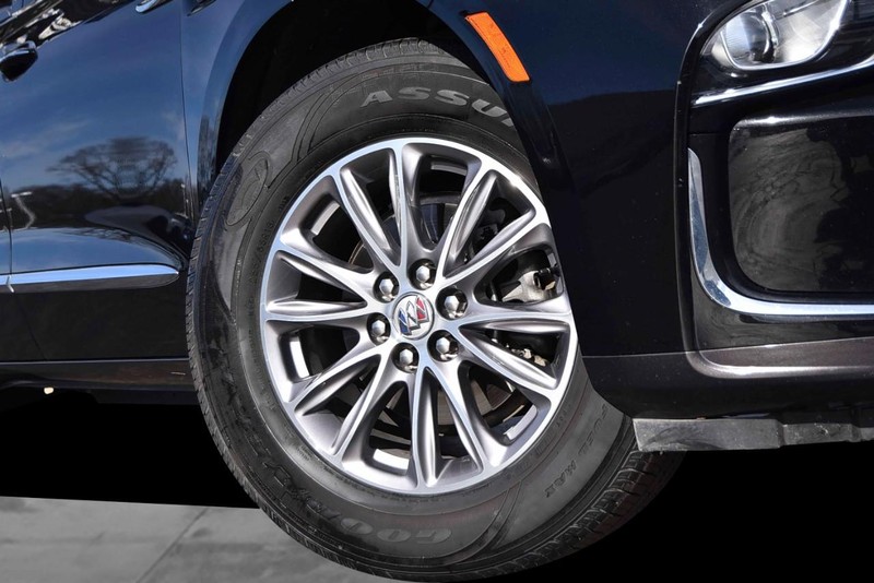 Buick Enclave Vehicle Image 03