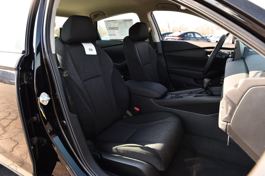 Honda Accord Sedan Vehicle Image 19