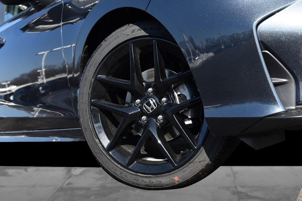 Honda Civic Sedan Vehicle Image 03