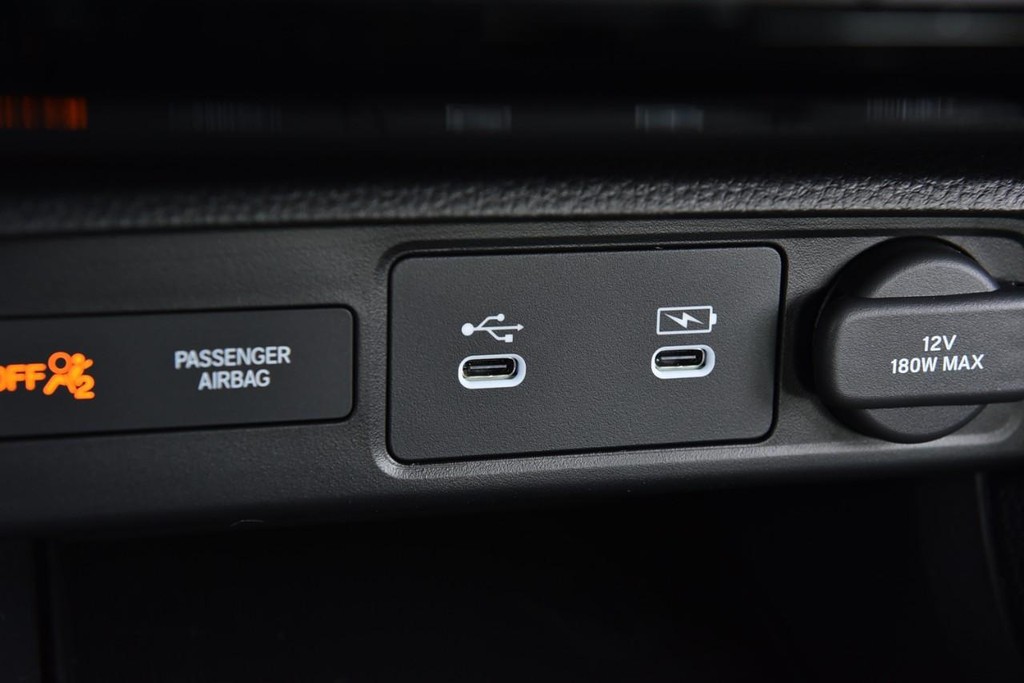 Honda Civic Sedan Vehicle Image 17