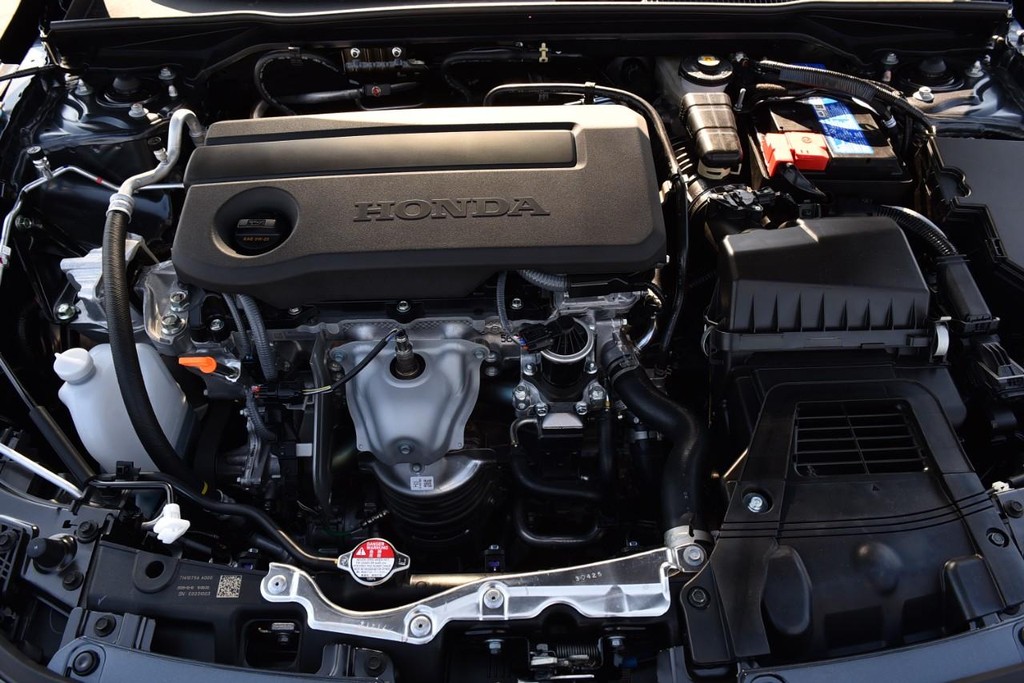 Honda Civic Sedan Vehicle Image 25