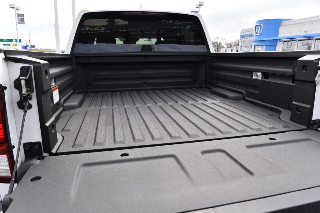 Honda Ridgeline Vehicle Full-screen Gallery Image 7