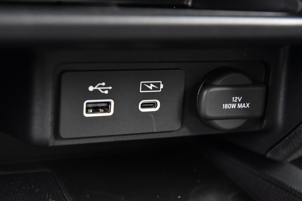 Honda Ridgeline Vehicle Full-screen Gallery Image 20