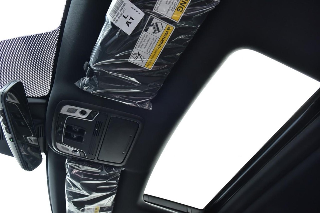 Honda Ridgeline Vehicle Full-screen Gallery Image 27