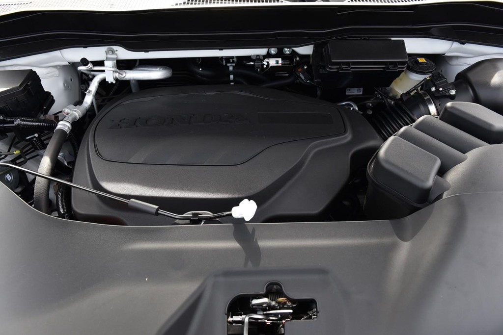 Honda Ridgeline Vehicle Full-screen Gallery Image 30