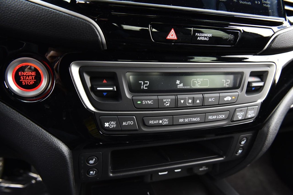 Honda Ridgeline Vehicle Full-screen Gallery Image 18